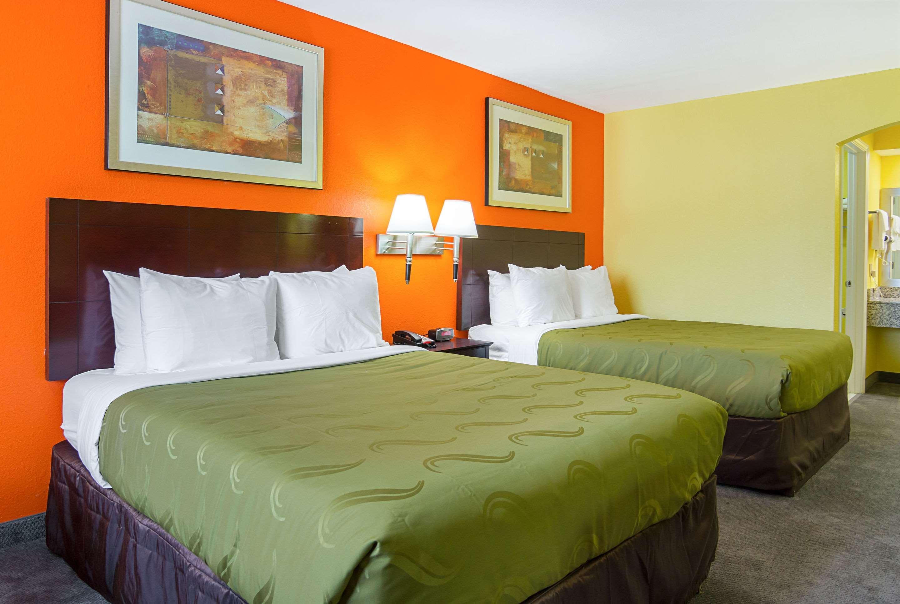 Quality Inn Carthage Екстериор снимка