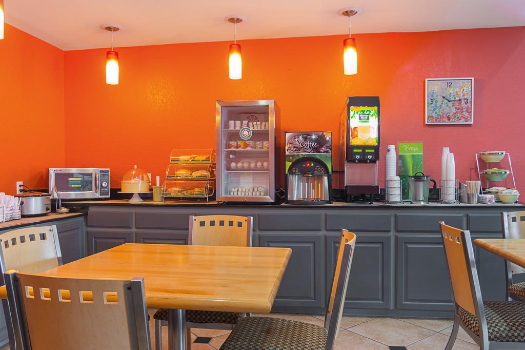 Quality Inn Carthage Екстериор снимка