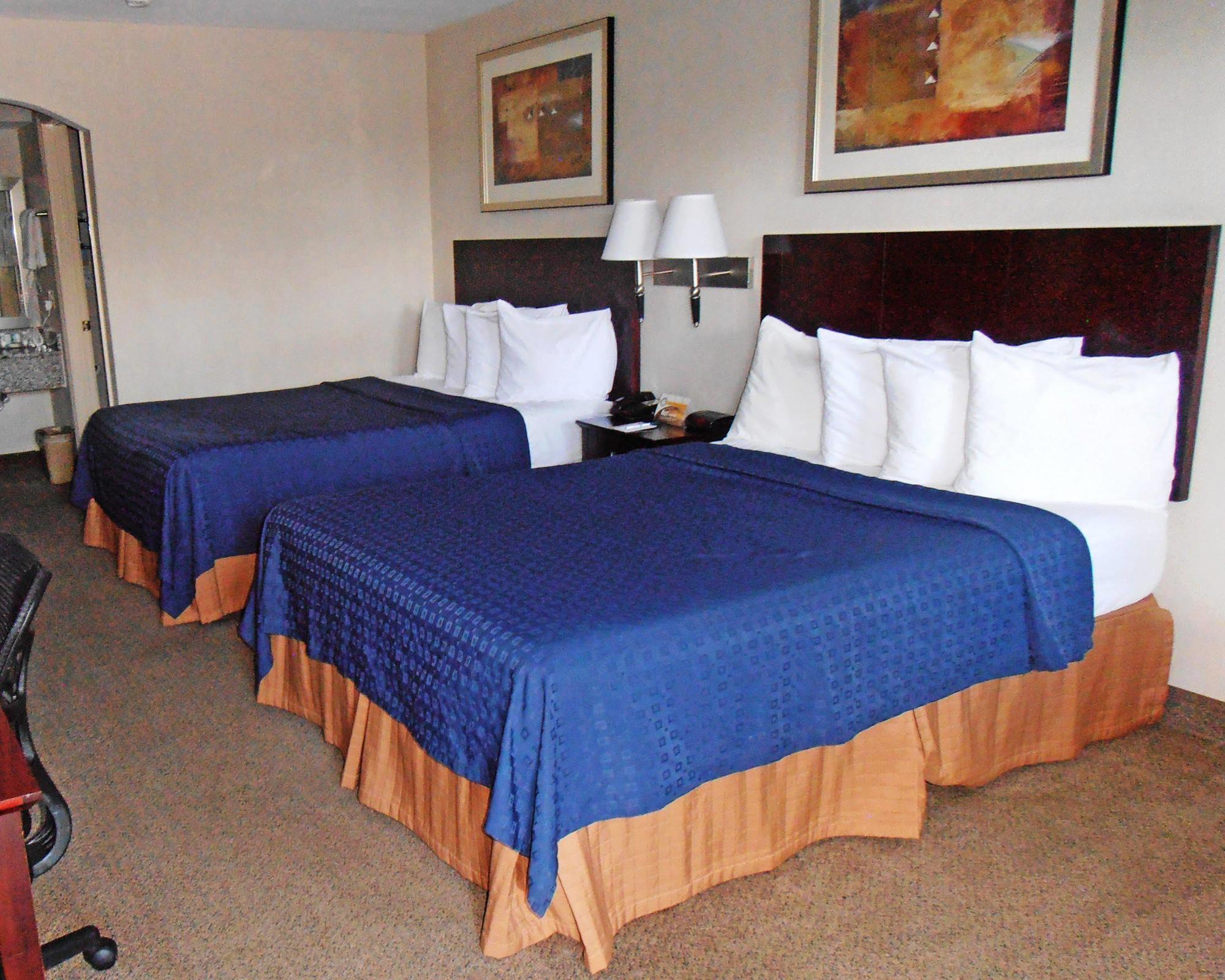 Quality Inn Carthage Екстериор снимка